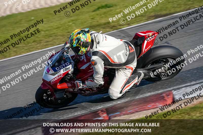 donington no limits trackday;donington park photographs;donington trackday photographs;no limits trackdays;peter wileman photography;trackday digital images;trackday photos